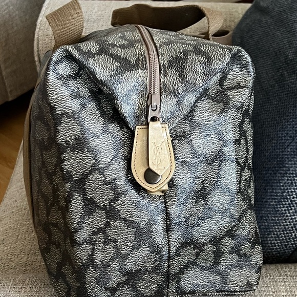 3piece Giraffe Print YSL Weekend Bag & Cross body๐ - Picture 7 of 16